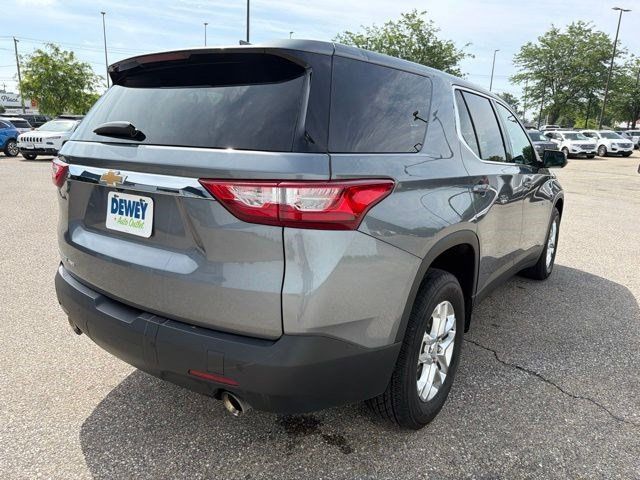 Used 2021 Chevrolet Traverse LS AWD/4WD image 5