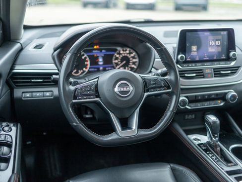 Used 2024 Nissan Altima 2.5 SR image 20