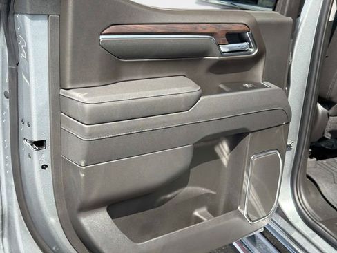 New 2026 GMC Sierra 1500 SLT w/ SLT Premium Plus Package AWD/4WD image 11