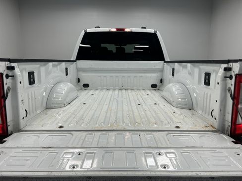 Used 2024 Ford F250 XLT image 11