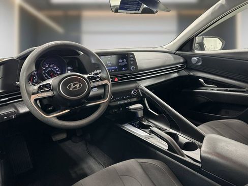 Certified 2023 Hyundai Elantra SEL FWD image 12