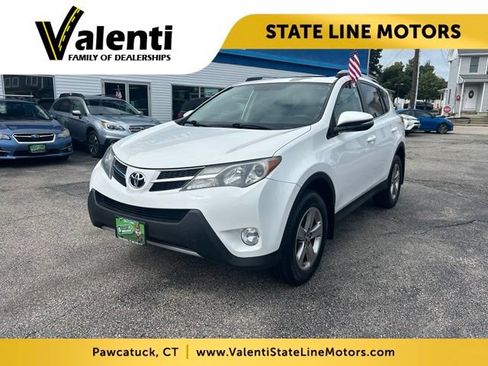 Used 2015 Toyota RAV4 XLE AWD/4WD image 1