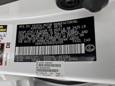 Certified 2024 Lexus ES 250 w/ Premium Package image 30