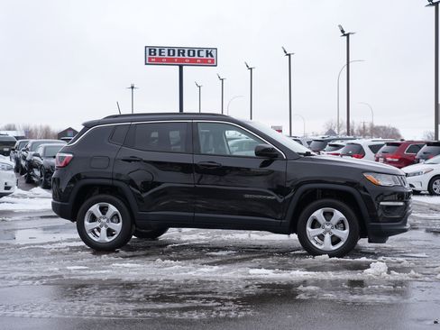 Used 2019 Jeep Compass Latitude w/ Popular Equipment Group image 2