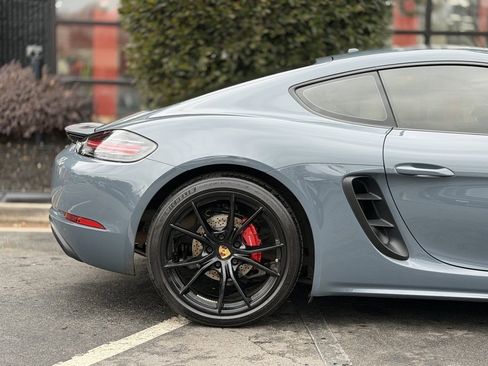 Used 2018 Porsche 718 Cayman image 22