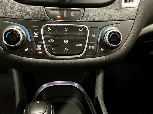 Used 2020 Chevrolet Malibu LT image 15