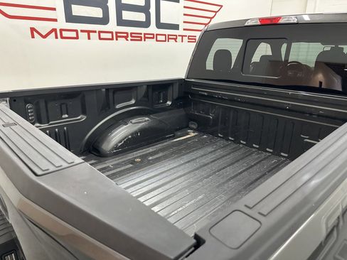 Used 2018 Ford F150 XLT w/ Equipment Group 302A Luxury image 11