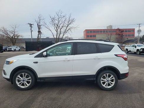 Used 2018 Ford Escape SE image 6