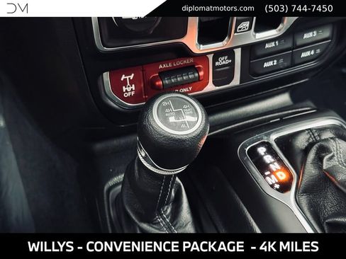 Used 2024 Jeep Wrangler Unlimited AWD/4WD image 42