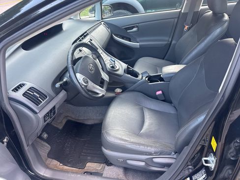 Used 2010 Toyota Prius One FWD image 11