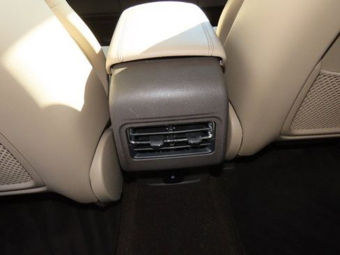 Certified 2024 Lincoln Corsair FWD image 17