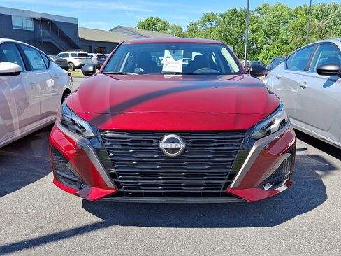 New 2026 Nissan Altima 2.5 SV FWD image 2