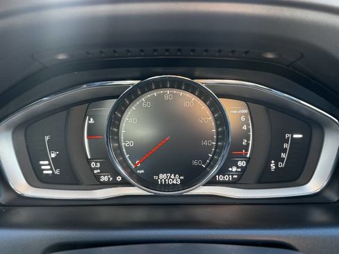 Used 2017 Volvo XC60 T5 Dynamic w/ Preferred Option Package image 20