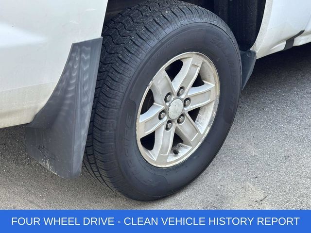 Used 2017 Chevrolet Silverado 1500 LT w/ All Star Edition AWD/4WD image 7