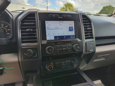 Used 2020 Ford F150 XLT RWD image 13
