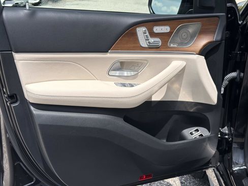 Certified 2024 Mercedes-Benz GLE 450e 4MATIC image 15
