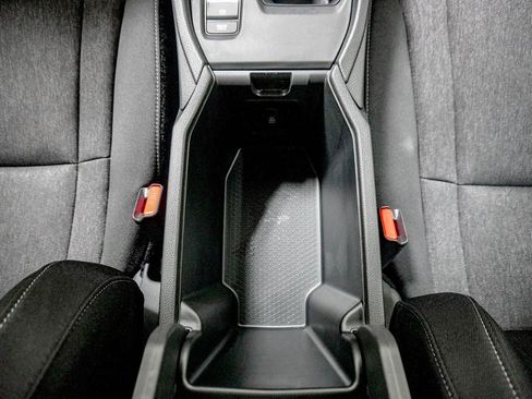 Used 2025 Honda Accord SE image 27