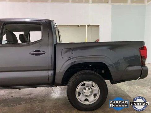Used 2022 Toyota Tacoma SR image 85
