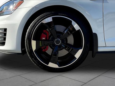 Used 2017 Volkswagen GTI S FWD image 11