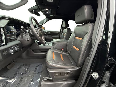Used 2022 GMC Sierra 1500 AT4 w/ AT4 Premium Package image 9
