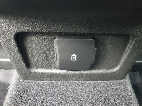 New 2026 Lincoln Corsair Premiere image 25