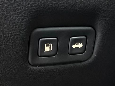 Used 2007 Chevrolet Corvette Convertible w/ Preferred Equipment Group image 39