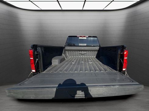 Used 2025 Chevrolet Silverado 2500 High Country w/ High Country Premium Package AWD/4WD image 22
