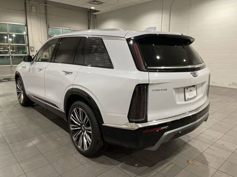 New 2026 Cadillac Vistiq Premium Luxury image 3