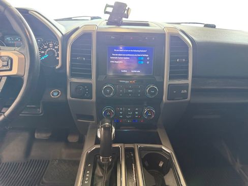 Used 2020 Ford F150 Lariat AWD/4WD image 12