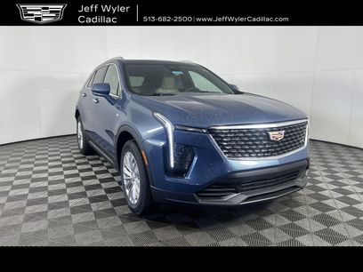 New 2024 Cadillac XT4 Luxury w/ Cold Weather Package