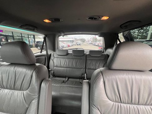 Used 2010 Honda Odyssey EX-L image 17