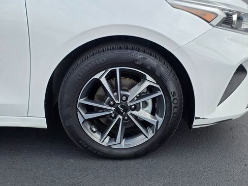 Used 2023 Kia Forte LXS FWD image 8