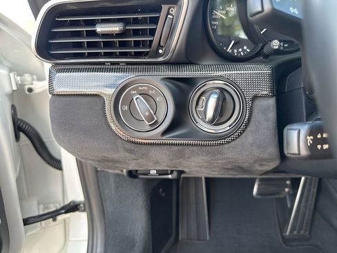 Used 2017 Porsche 911 Carrera 4 GTS image 20