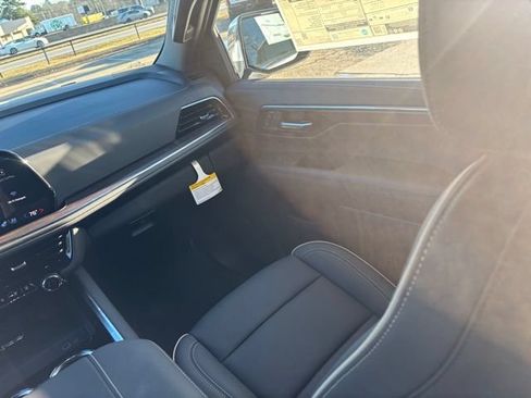 New 2026 Chevrolet Tahoe Premier w/ Sun And Tow Package AWD/4WD image 20