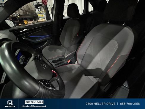 Used 2024 Volkswagen Jetta GLI 40th Anniversary Edition FWD image 26