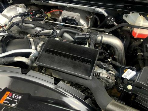 Used 2024 Chevrolet Silverado 2500 LT image 30