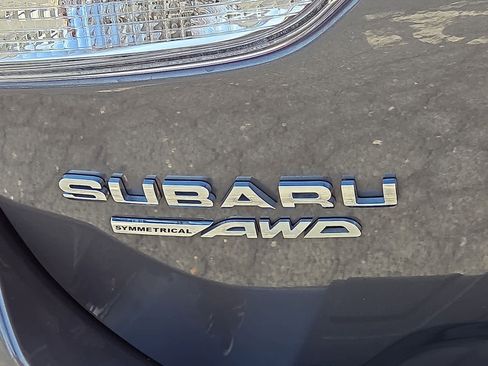 Used 2023 Subaru Forester Premium AWD/4WD image 31