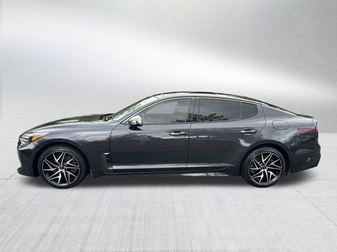 Used 2022 Kia Stinger GT-Line w/ Sun & Sound Package RWD image 9