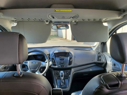 Used 2018 Ford Transit Connect XL image 34