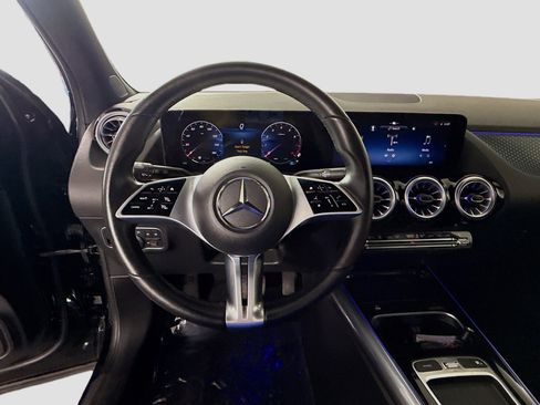 Used 2024 Mercedes-Benz GLA 250 4MATIC image 13