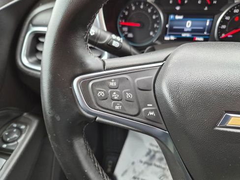 Used 2024 Chevrolet Equinox LT FWD image 19