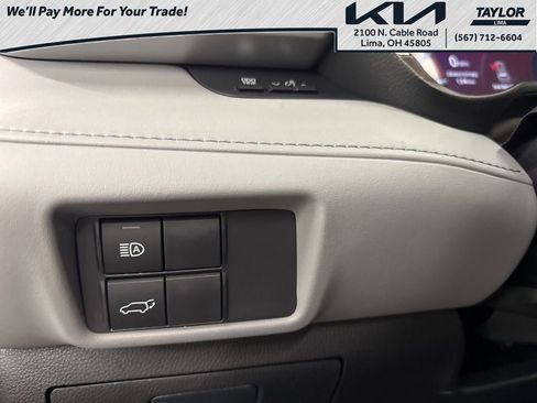 Used 2022 Toyota Highlander XLE image 26