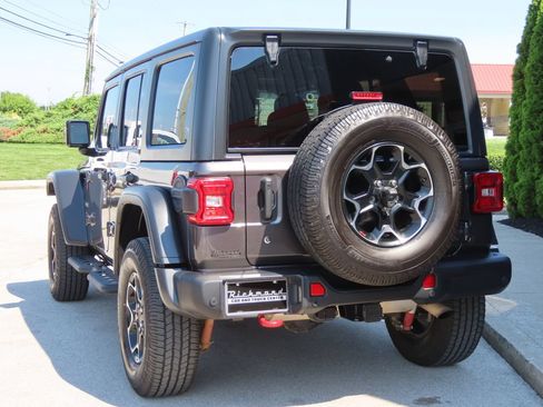 Used 2020 Jeep Wrangler Unlimited Rubicon w/ Quick Order Package 28Y Recon AWD/4WD image 11