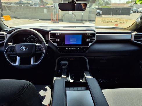 Certified 2025 Toyota Sequoia SR5 AWD/4WD image 14