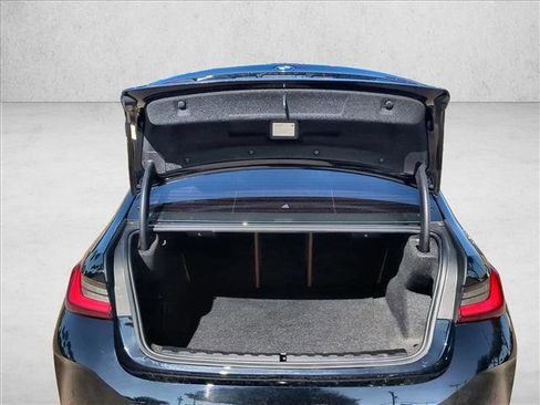 Used 2023 BMW 330i 330i w/ Driving Assistance Package image 21