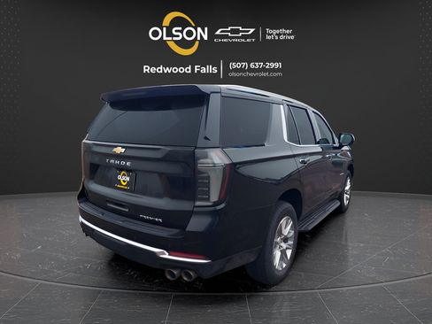 Used 2025 Chevrolet Tahoe Premier AWD/4WD image 5