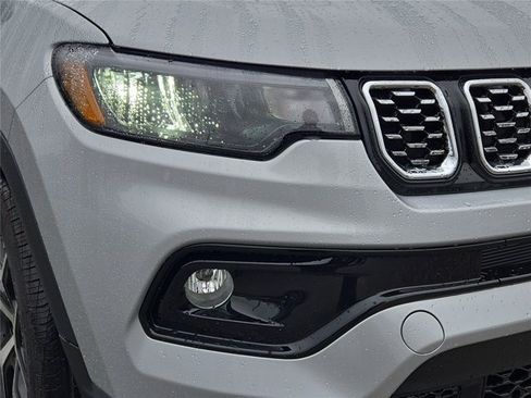 New 2026 Jeep Compass Limited AWD/4WD image 6