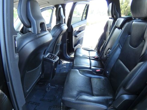 Used 2018 Volvo XC90 T6 Momentum w/ Convenience Package image 40