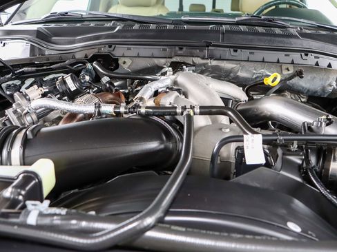 Used 2020 Ford F250 Lariat w/ Lariat Ultimate Package image 33