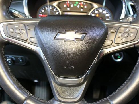 Used 2020 Chevrolet Equinox LT FWD image 22